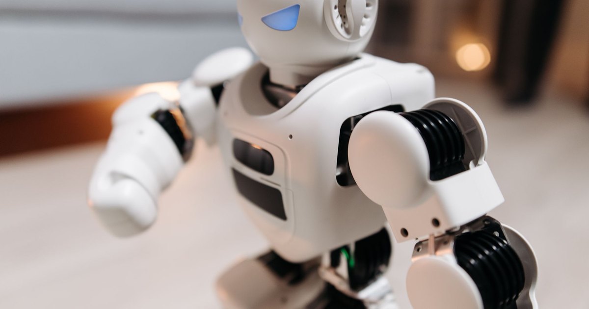 Cover image for Your Data Isn't AI-Ready (And It's Killing Your Projects)